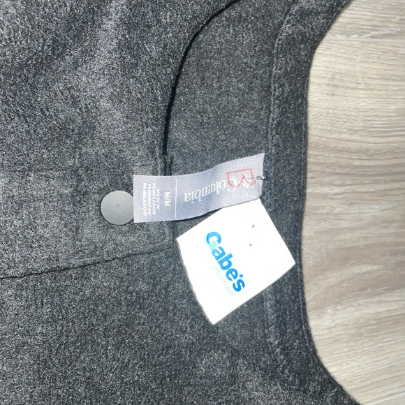 Women’s Columbia black convertible Coat/ Vest - Picture 4 of 6